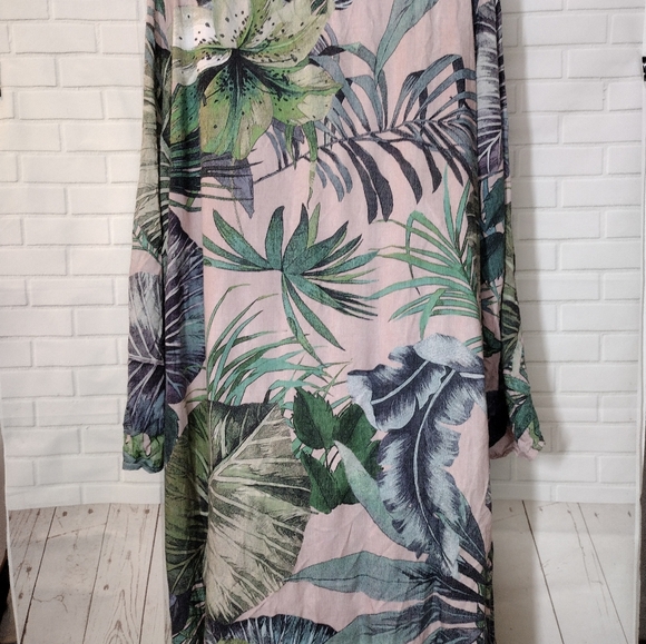 LC Waikiki Classic Tropical Print Dress - Picture 4 of 10